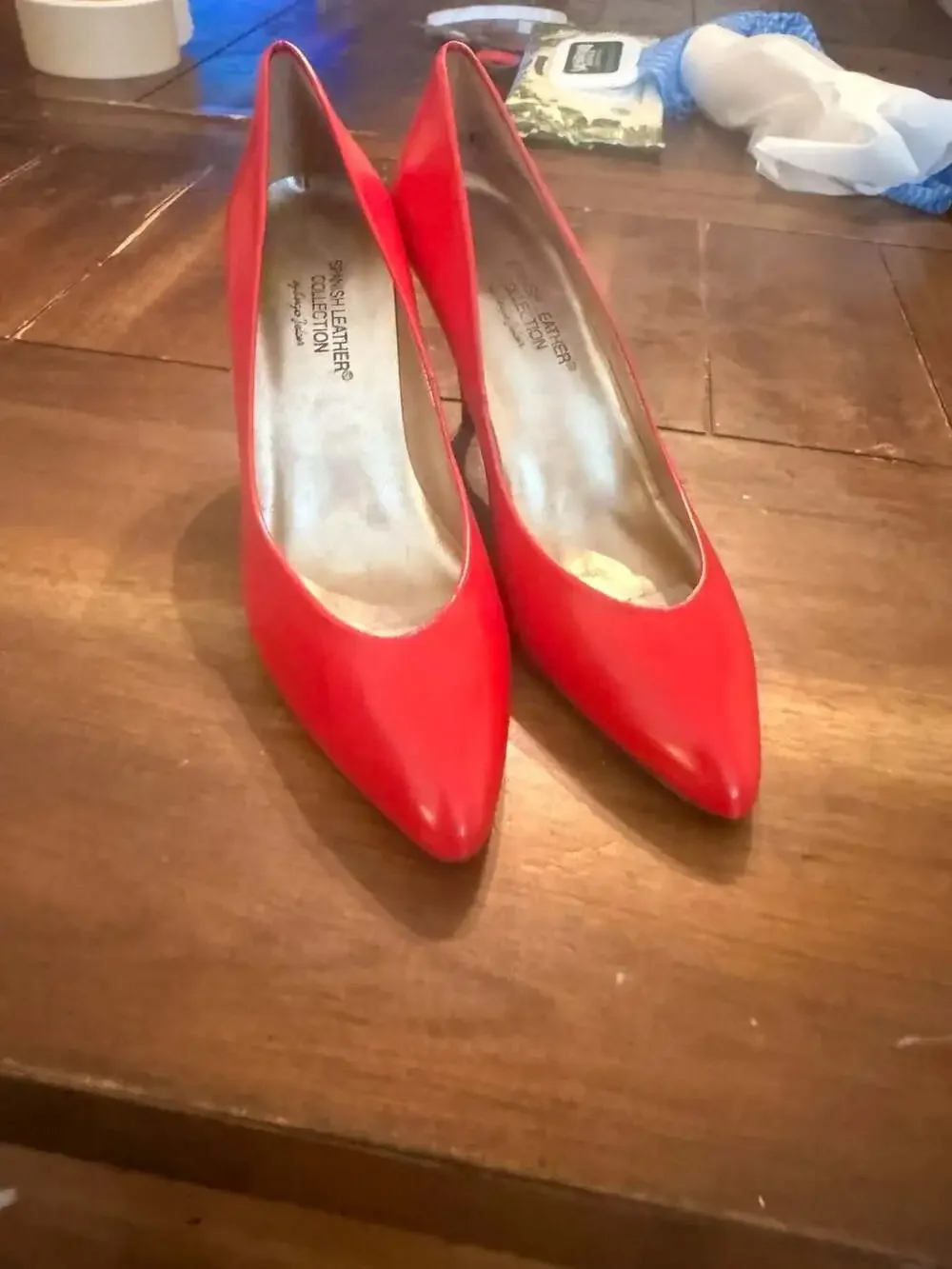 Sergio Zelcer Spanish Leather Red Leather Pointed Toe  Heel Pumps Size 6.5 N